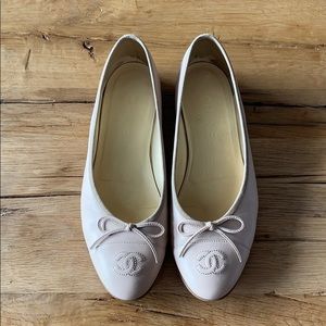 Chanel Flats, Calfskin, Light Pink, 38